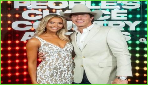 Is Tayler Holder Gay Or Does He Have A Girlfriend? Love Life